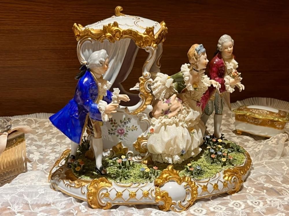 ドイツ製ウンターヴァイスバッハ繊細レースドール求婚