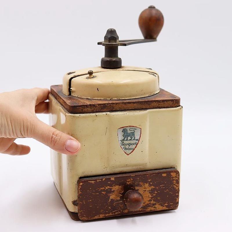 フランス製アンティーク プジョーの希少コーヒーミル