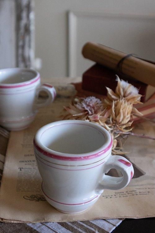 フランス製アンティークの可愛いブリュロ