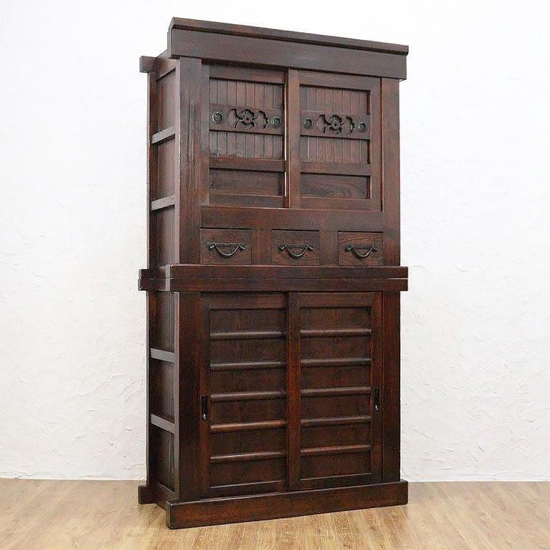 重厚感あるアンティーク食器棚 明治-大正時代製