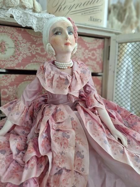 アンティークブドワールドール - アンティークモール＆蚤の市情報