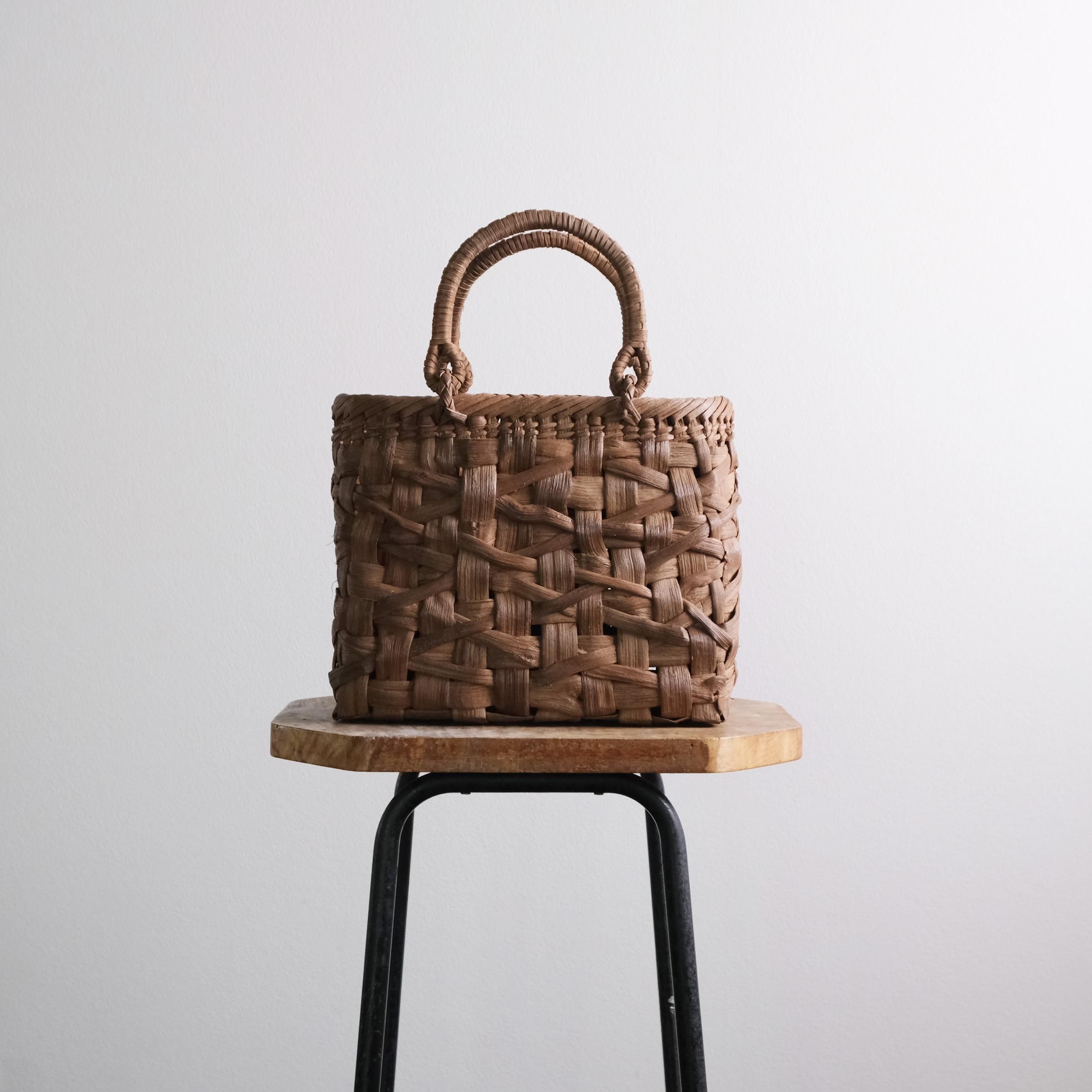 宮本工芸 山ぶどうの籠 駒型 太巾みだれ編 巻手 ○ - katakana