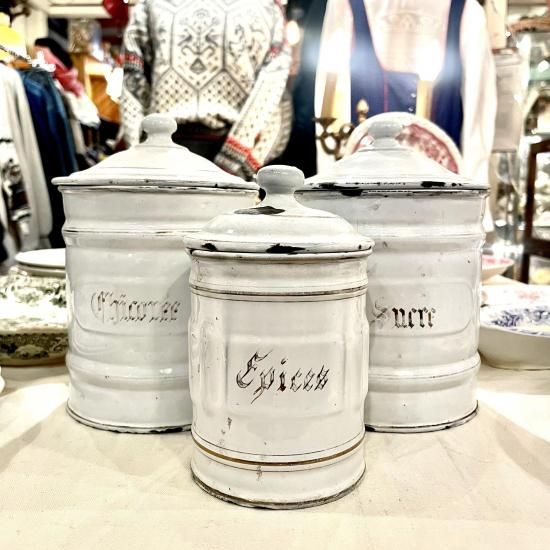 フランス1930年代 ＊ ホワイト・ホーロー・キャニスター3コセット