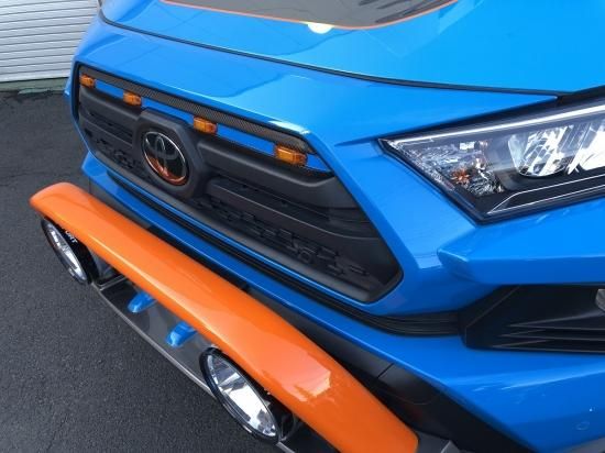 RAV4アドベンチャー専用 KADDIS グリルマーカー - ロードハウス