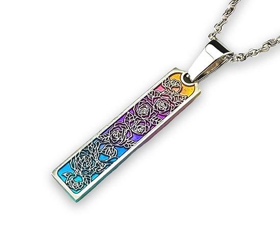 Hizm/札形ペンダントトップS 青蓮華一輪/純チタン製/チェーン付属