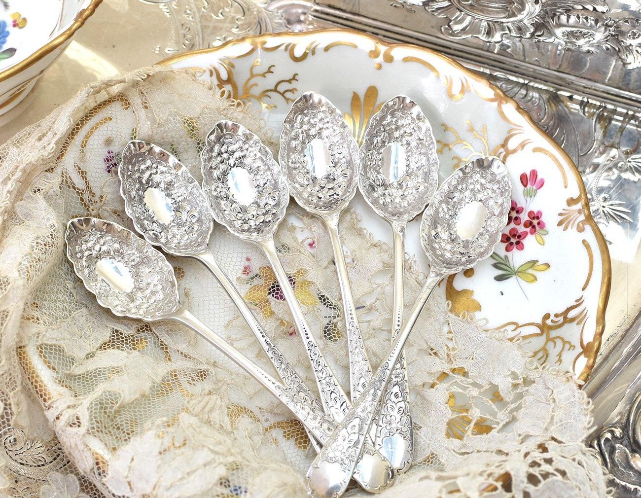 英国アンティーク銀器【純銀】1897年 美装飾ティースプーンセット6本