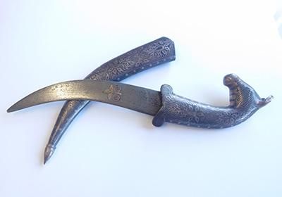 ダマスカス鋼の歴史と技術 - 理美容鋏「景雲 KEIUN」