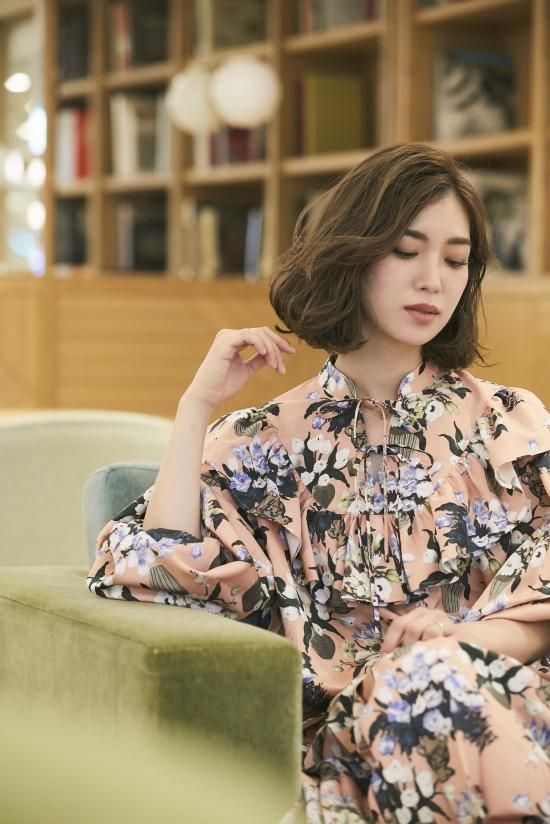 SEVEN TEN×KEITAMARUYAMA 夜の花プリントブラウス(サーモンピンク