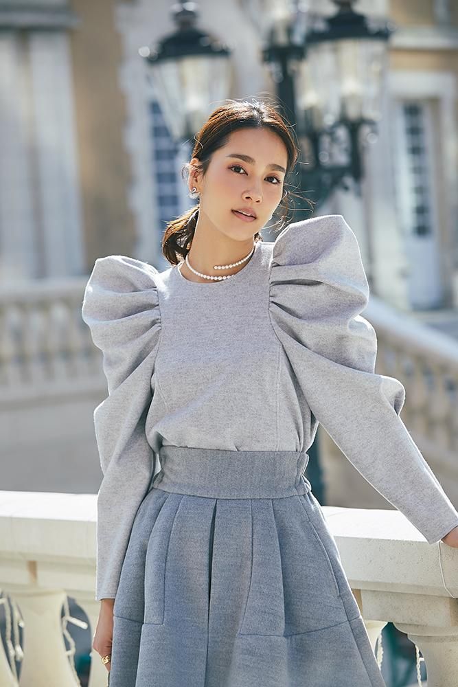 ポインティショルダートップス(グレー) - seventen