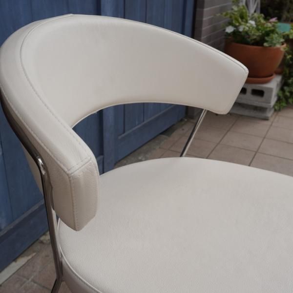 イタリアCalligaris(カリガリス)社のconnubia(コヌビア)よりNEW YORK