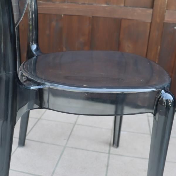 イタリアのブランドCalligaris(カリガリス)社のパリジェンヌ