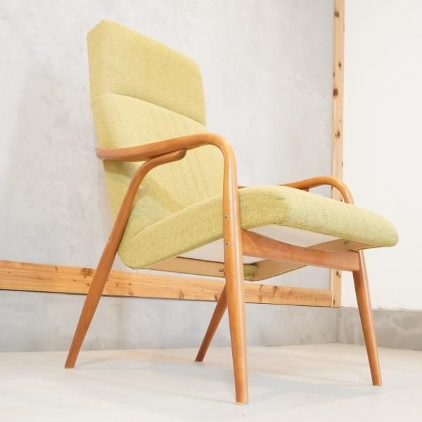 unico(ウニコ)取扱い、DOZE(ドゥーゼ)ハイバックチェアです。チェコの