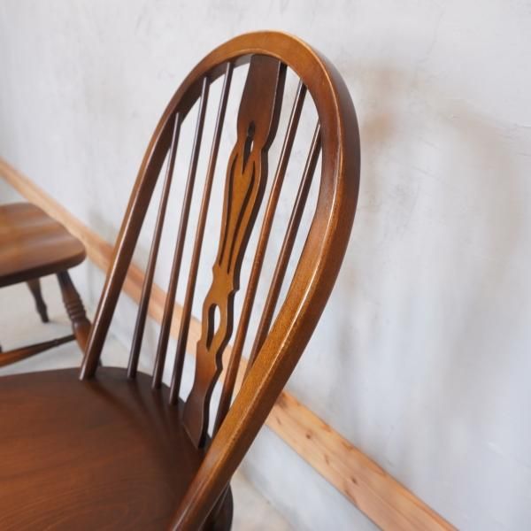 飛騨高山の家具メーカーキツツキマークの