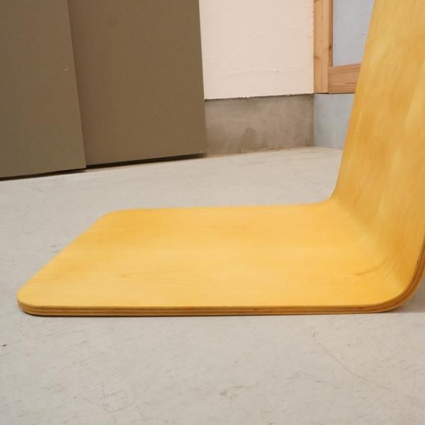 稀少な無印良品(MUJI)のタモ材とバーチ材を使用した曲木 座椅子 2脚