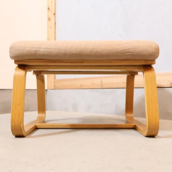 無印良品(MUJI)の人気のリビングでもダイニングでもつかえるオーク材