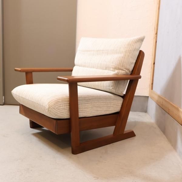 NAGANO INTERIOR(ナガノインテリア)のウォールナット材 1人掛けソファ