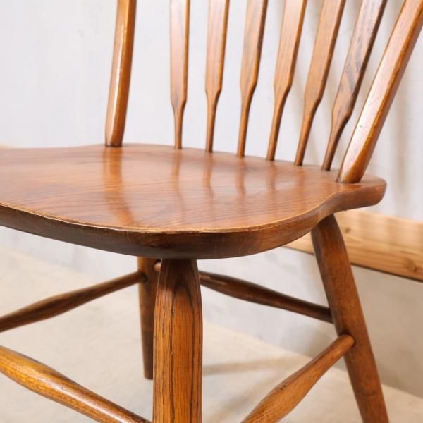 Shin Lee(シンリー)のレッドオーク材 ダイニングチェア 2脚セットです