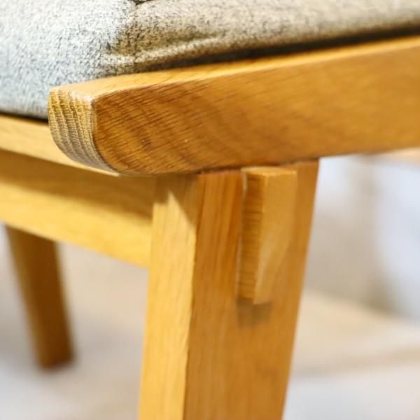 unico(ウニコ)のCORSO(コルソ)シリーズ ダイニングチェアーです