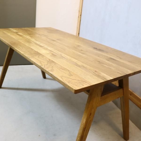 unico(ウニコ) ADDAY(アディ) ダイニングテーブルです♪木の表情を