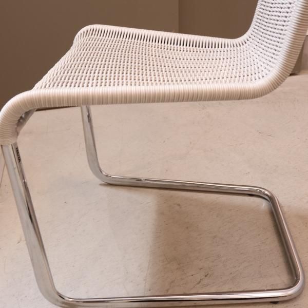 ACTUS(アクタス)取り扱いのTECTA(テクタ)社のB20 チェア。ジャン