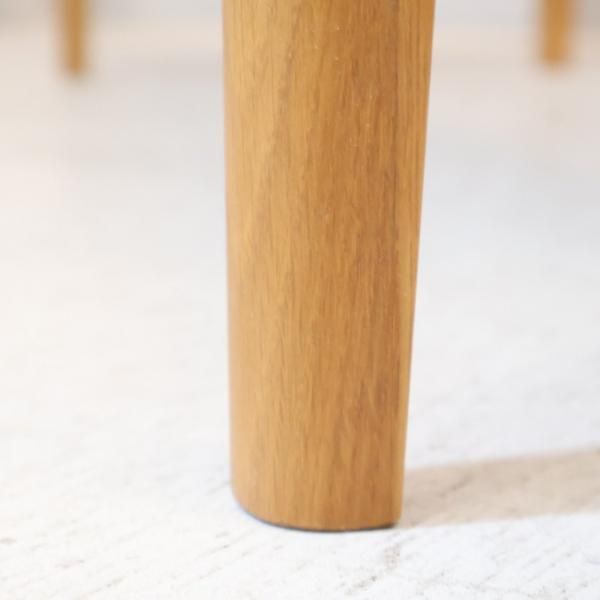 unico(ウニコ)のSIGNE(シグネ)シリーズのドレッサーです。オーク材の