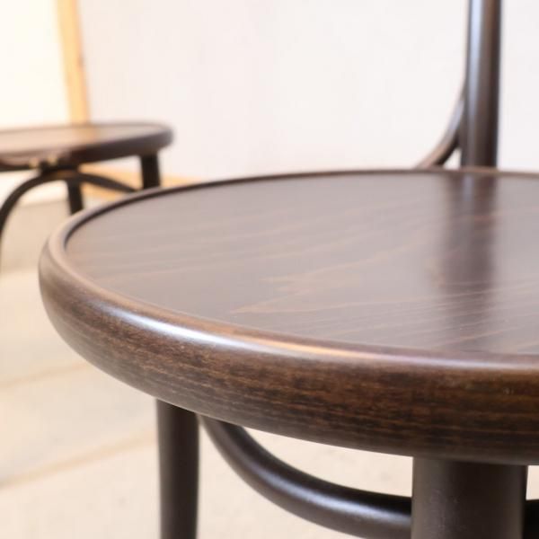 チェコの曲木家具で有名なTON(トン)CRES(クレス)ベントウッド