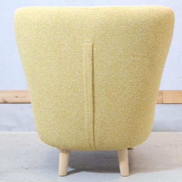 unico(ウニコ)のPUUK(プーク)ラウンジチェアです。ぷっくりとした丸み