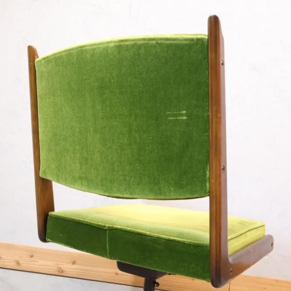 Karimoku(カリモク家具)のCOLONIAL(コロニアル)シリーズ デスクチェア