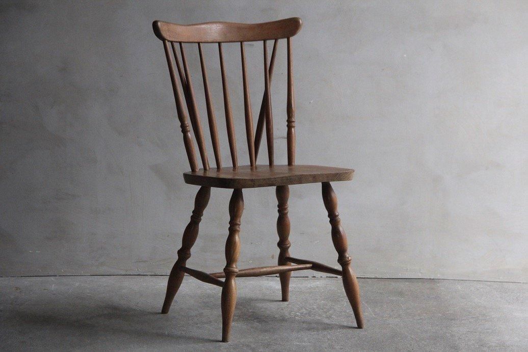 フランスアンティーク 木製のチェアC | 美しい曲線と上品な雰囲気 - L