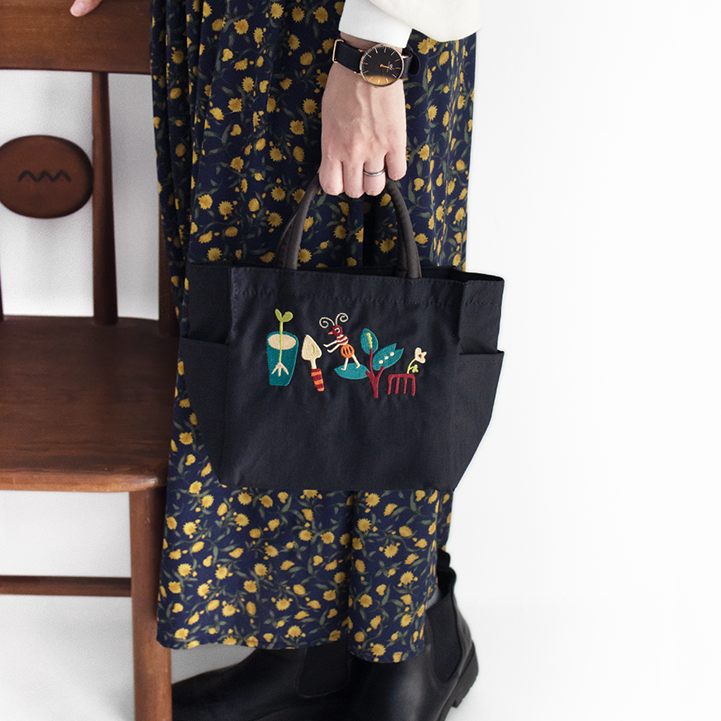 ❤ コロンとしたフォルムの可愛い刺し子トードバッグ センソユニコ慈雨