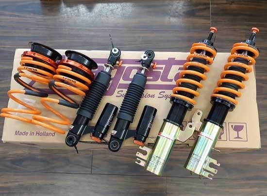 Aragosta TRUCCO special車高調整式 サスペンションキット