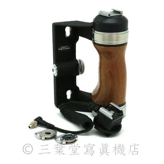 ストラップ金具付き！】PENTAX 6×7用ウッドグリップ + ホットシュー