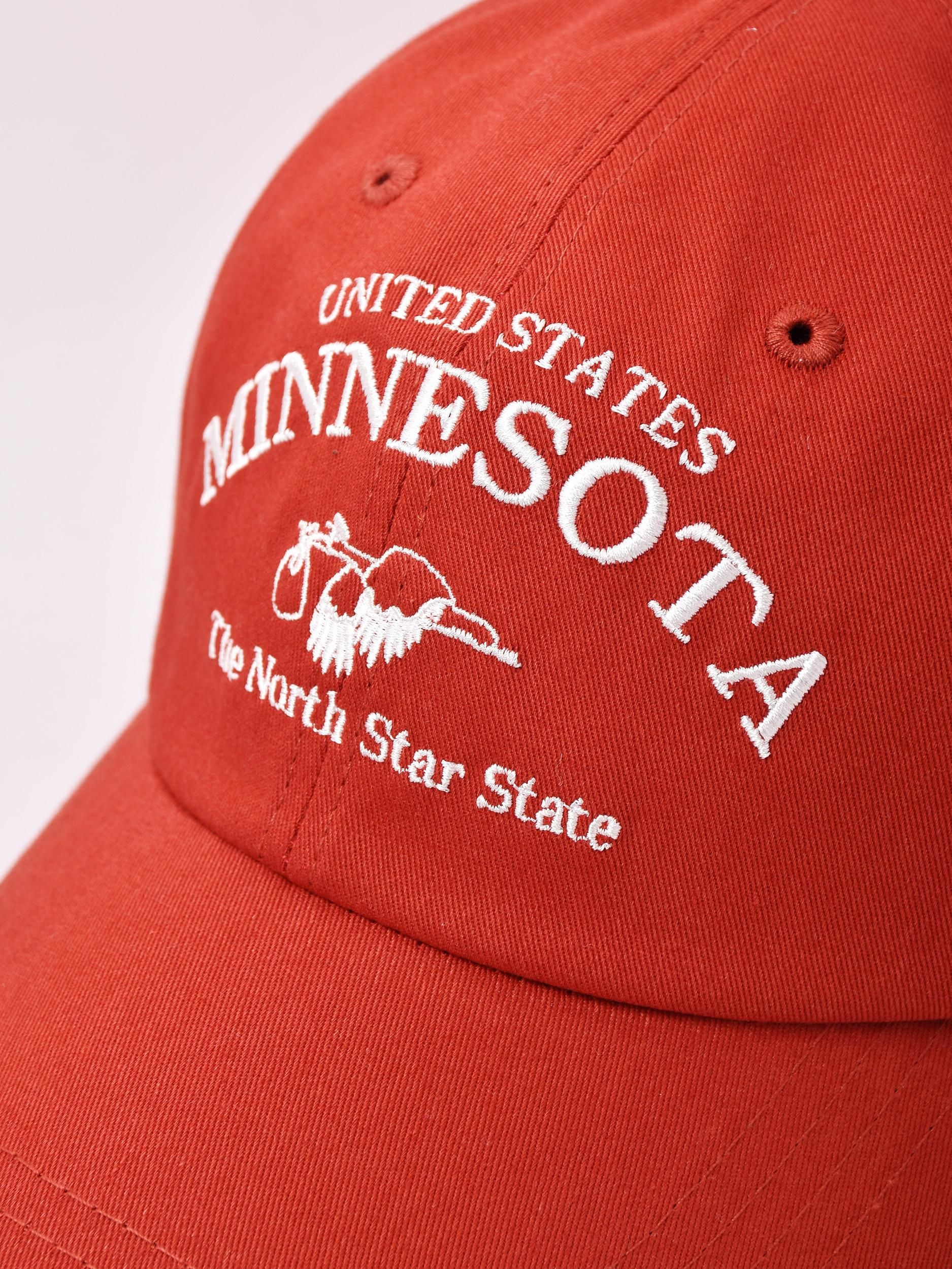 刺繍入り キャップ 「MINNESOTA」 レッド - 古着屋グレープフルーツ