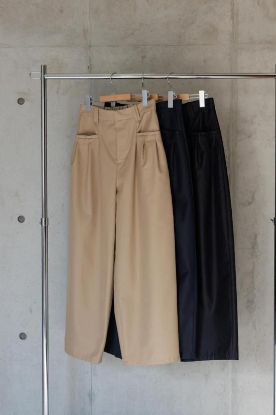 tuck chino pants - T. japan｜official online shop