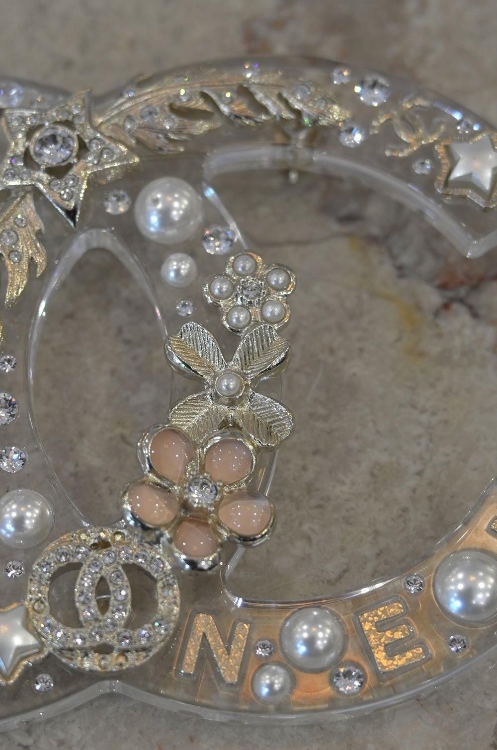 フランスヴィンテージアクセサリーレディース】CHANEL ブローチ2019年