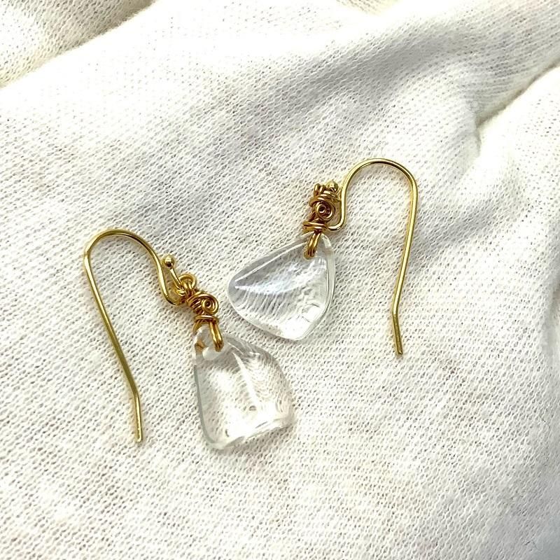 八幡山鉱山産水晶 ピアス 】 クオーツ 天然石 国産 山梨県産 八幡山