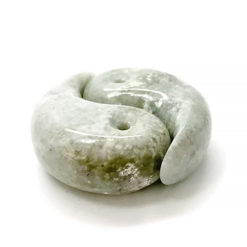 糸魚川翡翠 陰陽勾玉 巴型】 | めのうの店川島【公式通販】創業明治10年