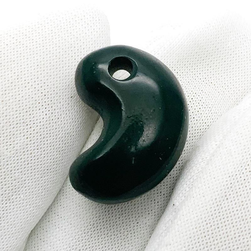 出雲石/碧玉 勾玉 小 AA 巴形 】 | めのうの店川島【公式通販】創業