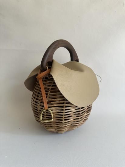 wood handle basket - HItsuki