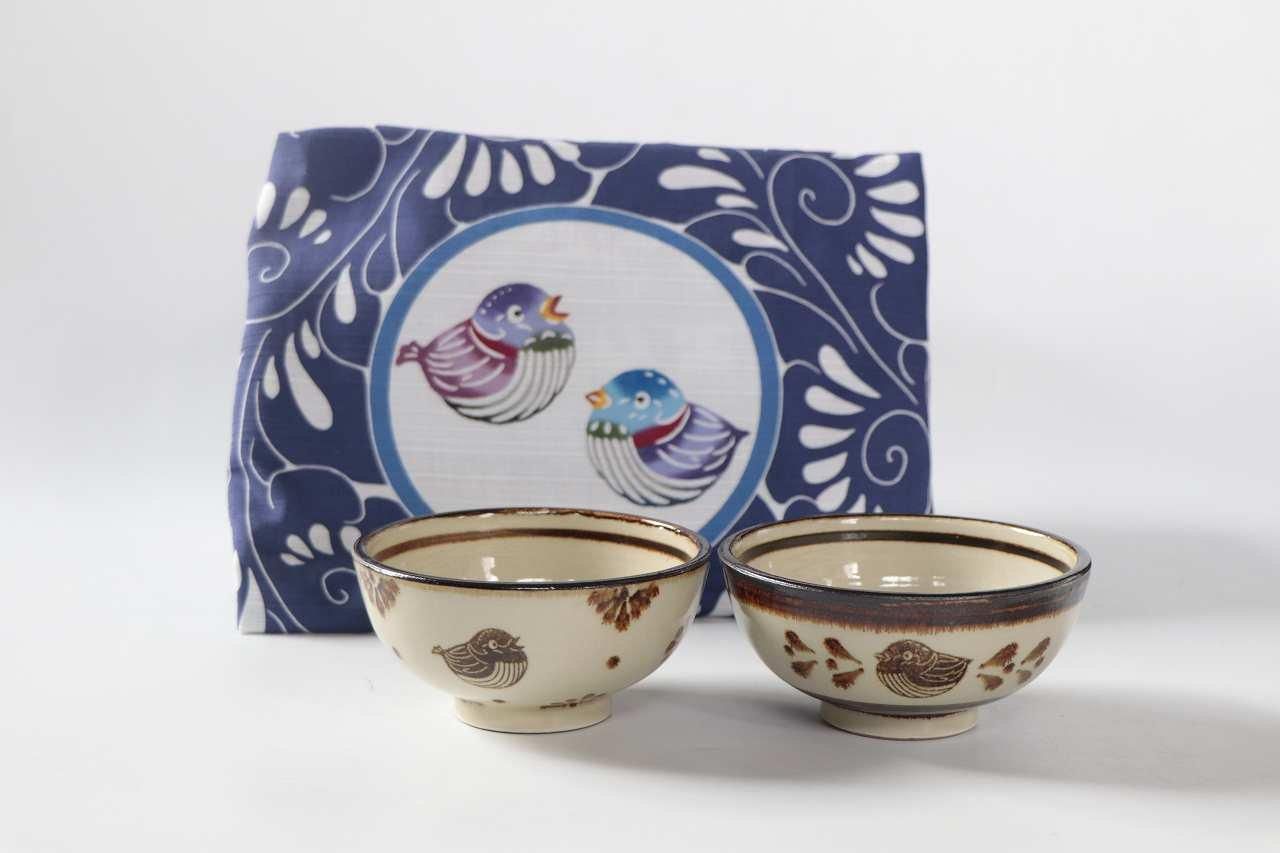 沖縄県伝統工芸品「琉球びんがた」と「壺屋焼」ギフトセット - 育陶園