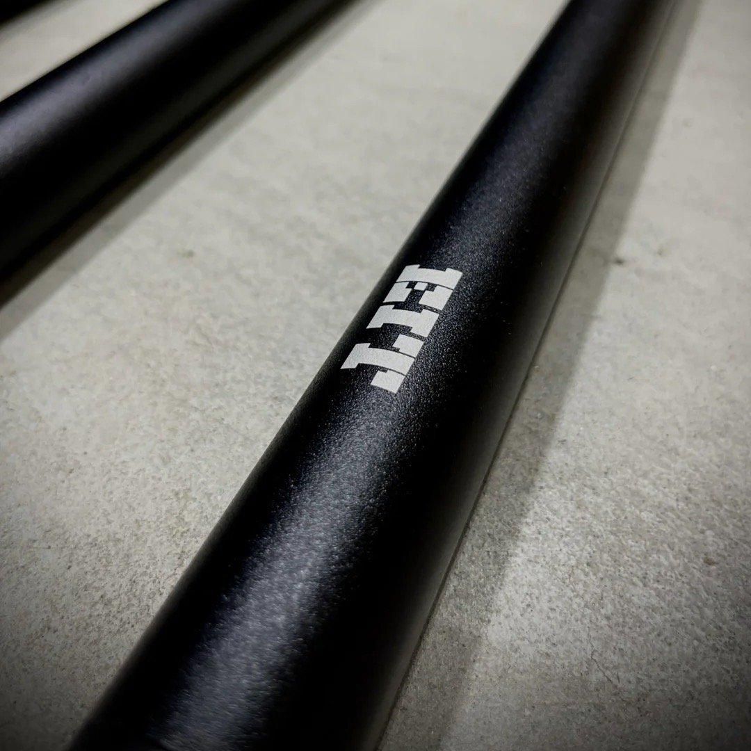 EIT YUNAN Black Pole | マックワンタープ用ポールセット - Outdoor