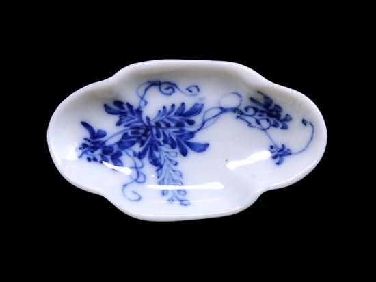 伊万里 瀬戸 染付 藤図 木瓜型変形豆皿