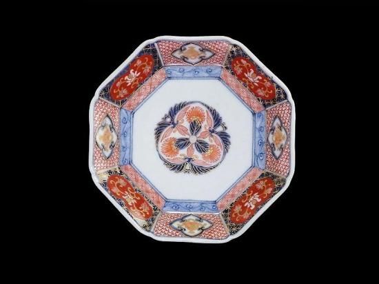 古伊万里 金襴手 毘沙門亀甲紋に花図 八角6寸皿 江戸期