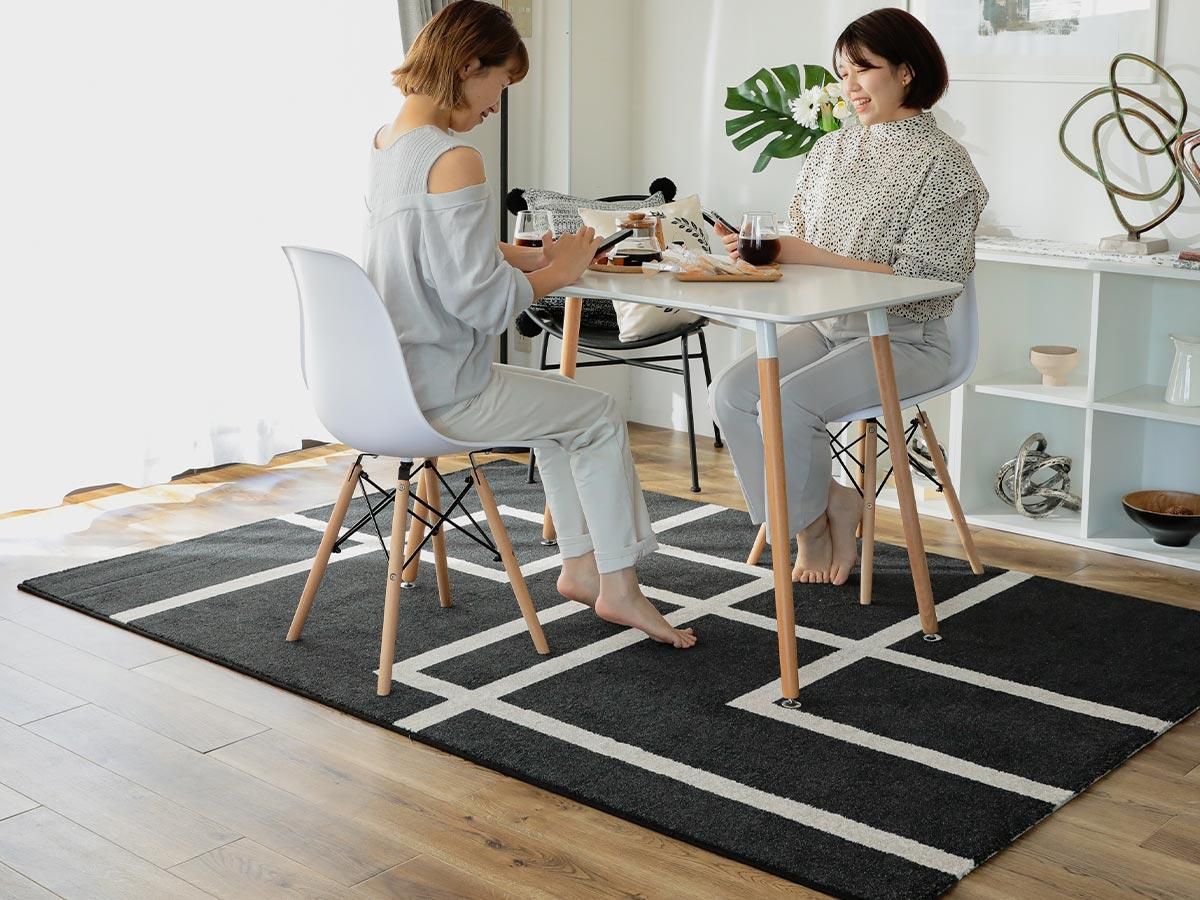 モダンなスクエアデザインの高級ウィルトン織りカーペット 『ルフレ