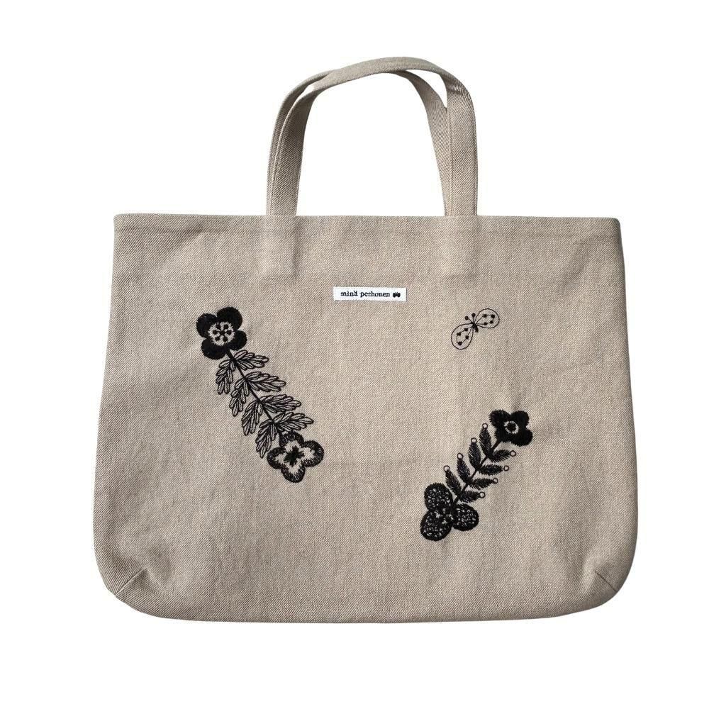 mina perhonen（ミナ ペルホネン）／famille tote swing garden