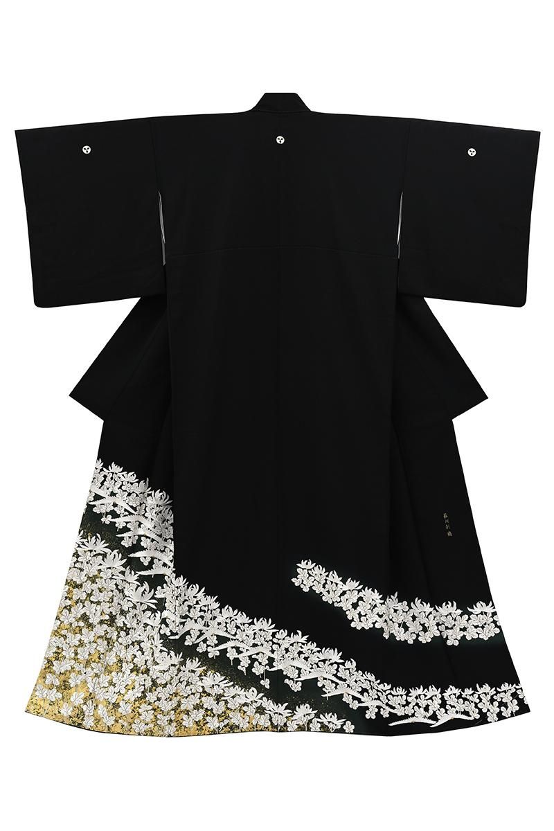 銀座【着物4636】蘇州刺繍 染五ッ紋 黒留袖 菊花の図 :身丈166/裄69.5