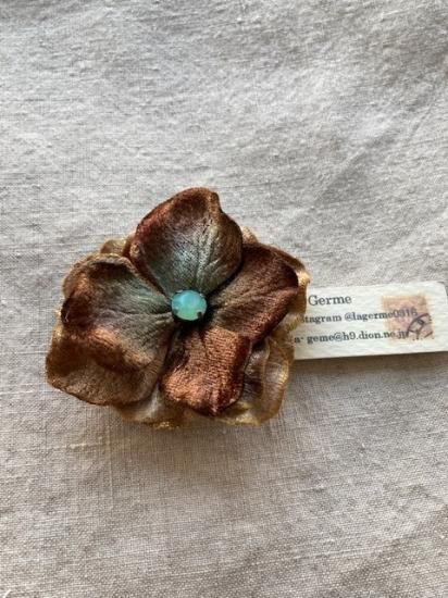La Germe／布花ブローチ 一輪ブラウン - UTOKU Online Shop