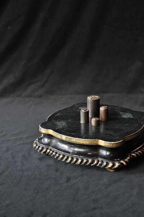 アンティーク ディスプレイ台・1A/フランスアンティーク雑貨・家具の