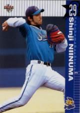 新沼慎二【2003年横浜ベイスターズ】2003BBM#YB037 - 野球カードの