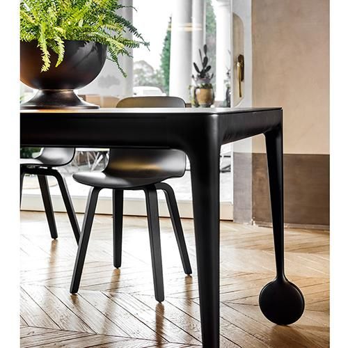 Substance wood legs | ウッドレッグス - 【公式】MAGIS SHOP｜マジス